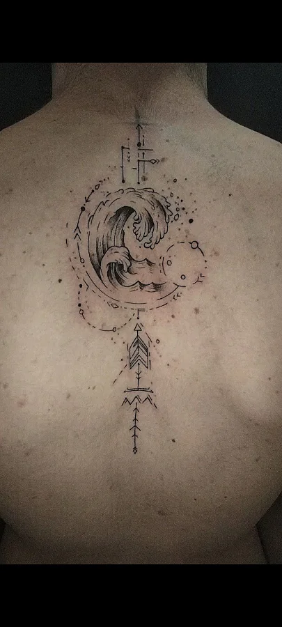 tatuaje de linea fina
